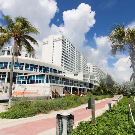 Castle 828 Oceanfront View With Balcony, Pool, Tennis, Beach Access And Free Parking! Miami Beach Buitenkant foto