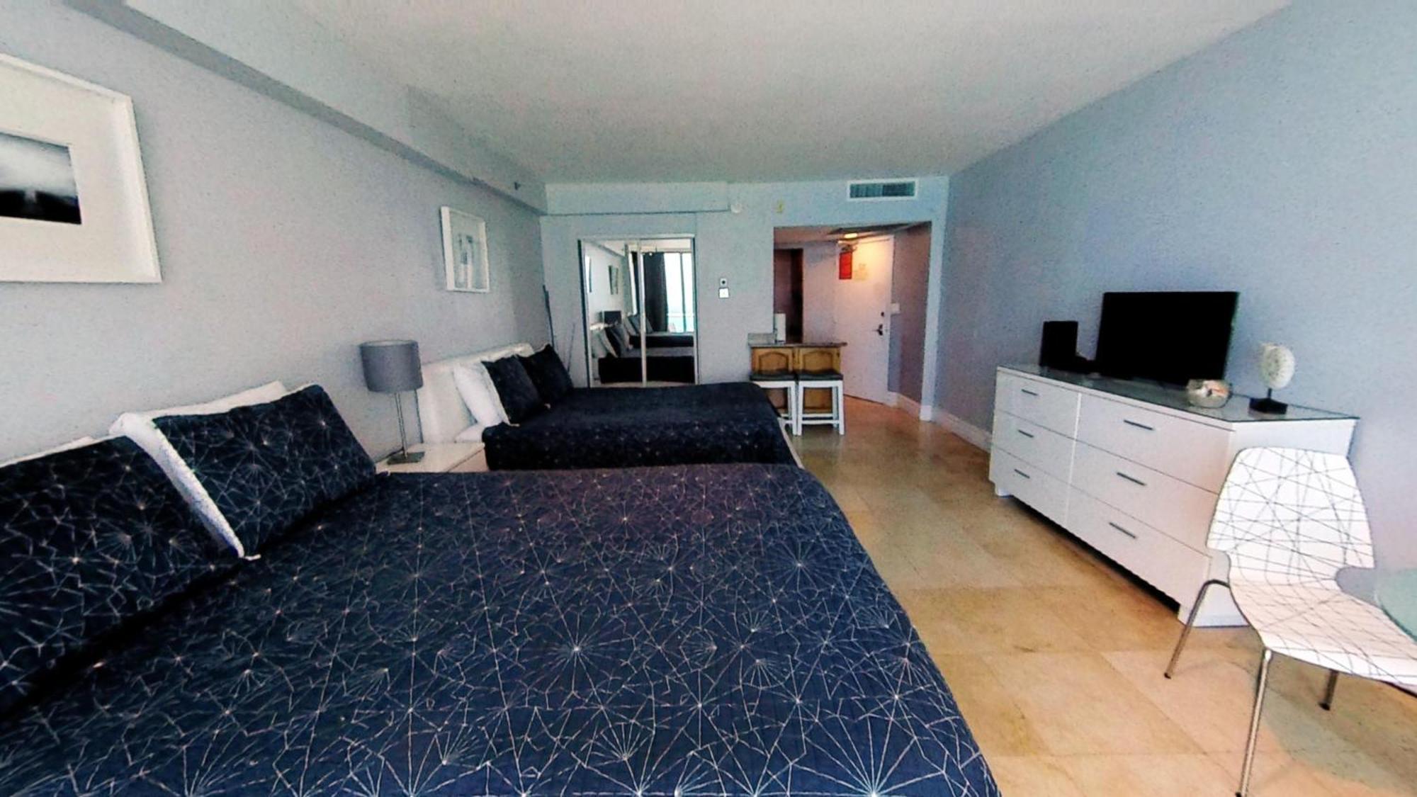 Castle 828 Oceanfront View With Balcony, Pool, Tennis, Beach Access And Free Parking! Miami Beach Kamer foto